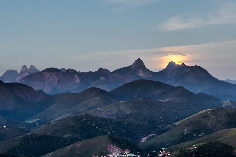 turismo e mercado imobiliário da Serra do Rio