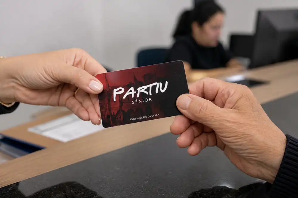 Cartão Partiu Sênior: idosos nascidos em setembro e outubro entram em nova etapa de migração