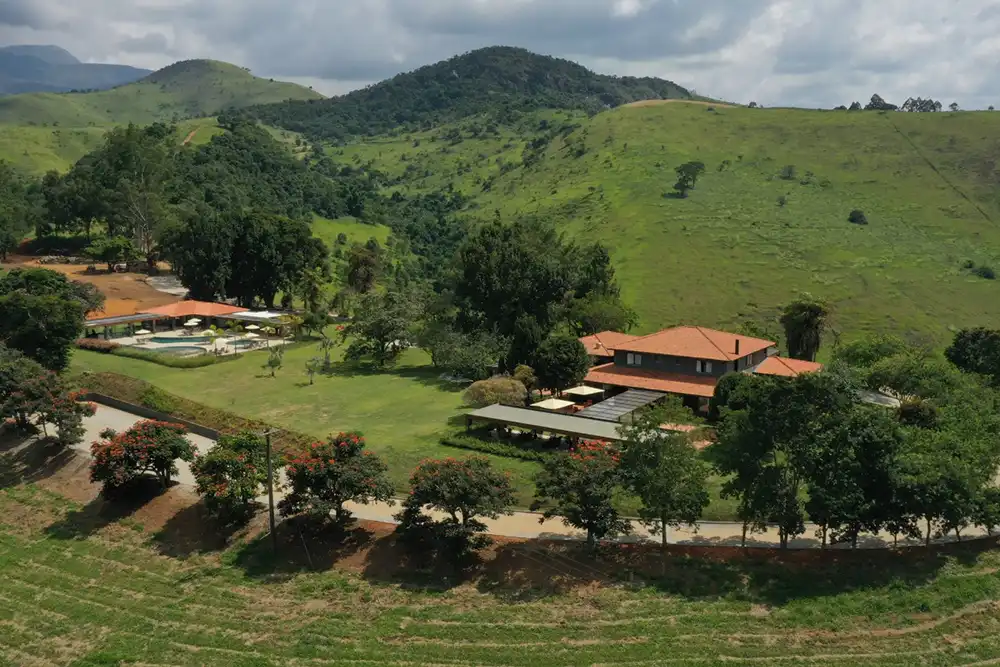 Fazendas Secretário entrega primeira fase e coloca últimos lotes da Fazenda Aroeira à venda